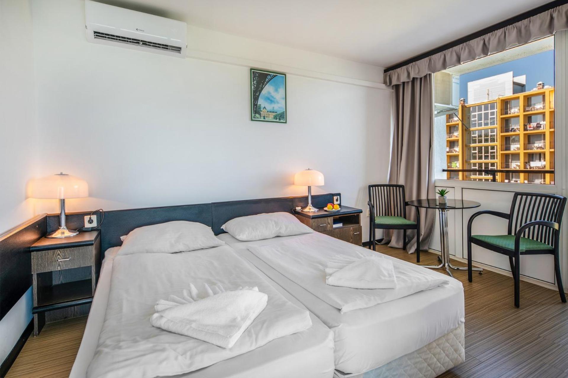 Hotel Hungária Siófok Esterno foto