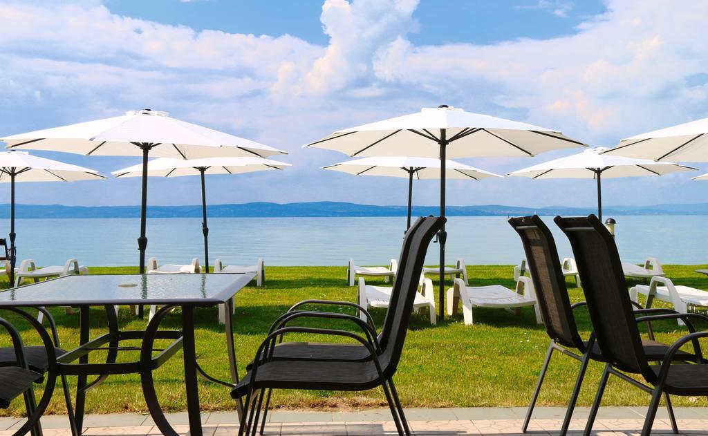 Hotel Hungária Siófok Esterno foto