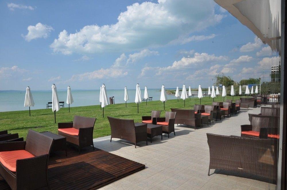 Hotel Hungária Siófok Esterno foto