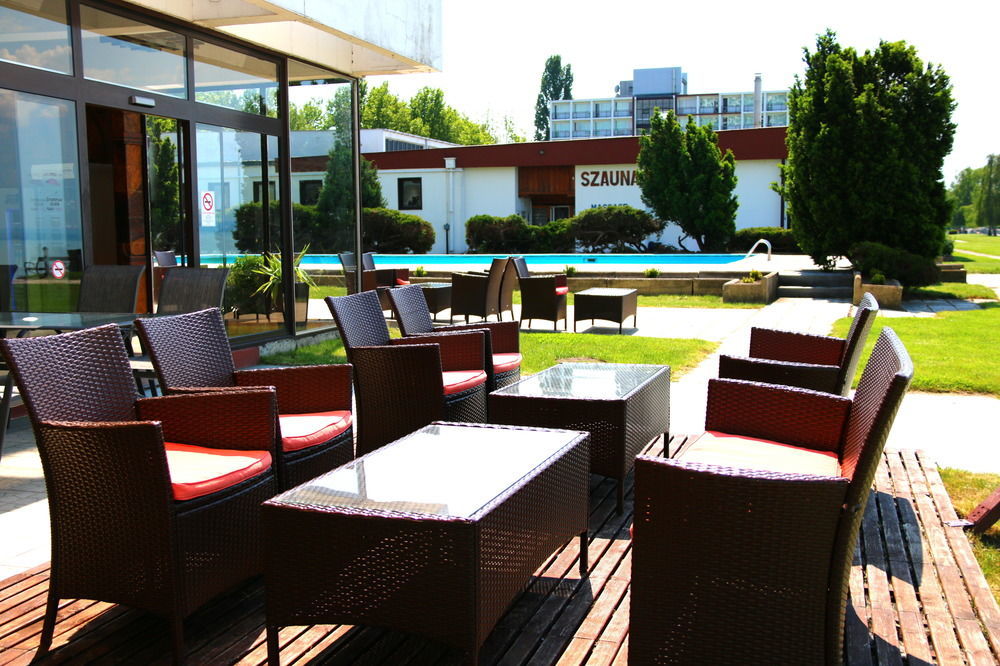 Hotel Hungária Siófok Esterno foto
