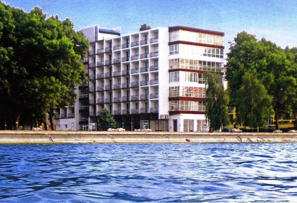 Hotel Hungária Siófok Esterno foto